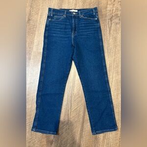 Levi’s Signature Strauss High-Rise Straight Jeans